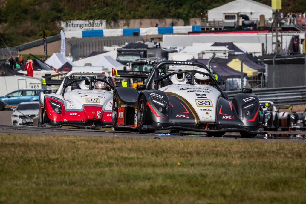 Føringen blev udbygget trods hård weekend. 
(Foto: STEP Motorsport)